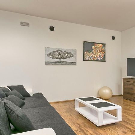 Wellness apartman Kaiser Pula Exterior foto